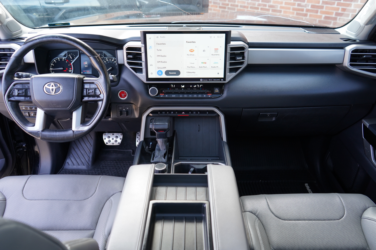 Toyota Tundra 4WD Limited CrewMax 5.5' Bed (Natl) 2022