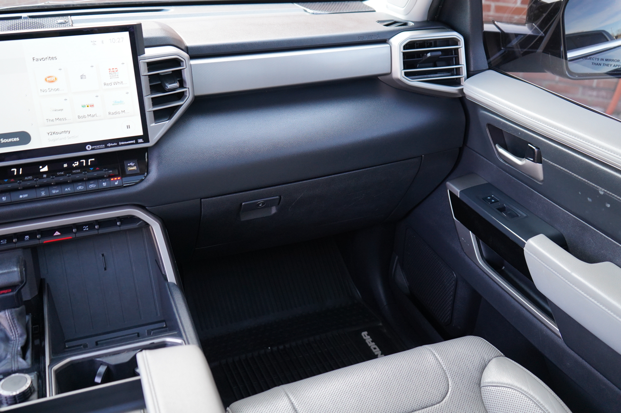 Toyota Tundra 4WD Limited CrewMax 5.5' Bed (Natl) 2022