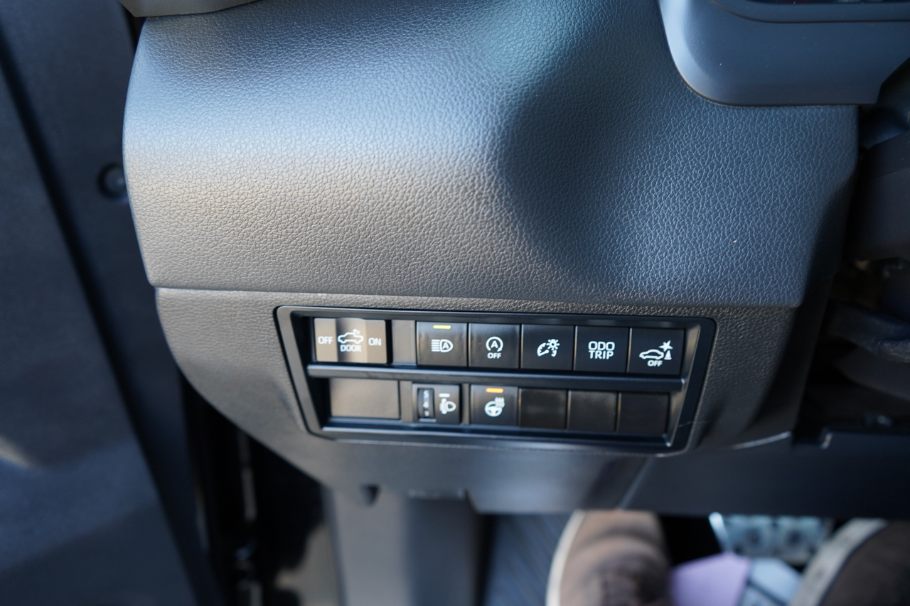 Toyota Tundra 4WD Limited CrewMax 5.5' Bed (Natl) 2022