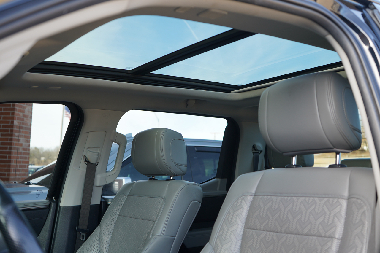 Toyota Tundra 4WD Limited CrewMax 5.5' Bed (Natl) 2022