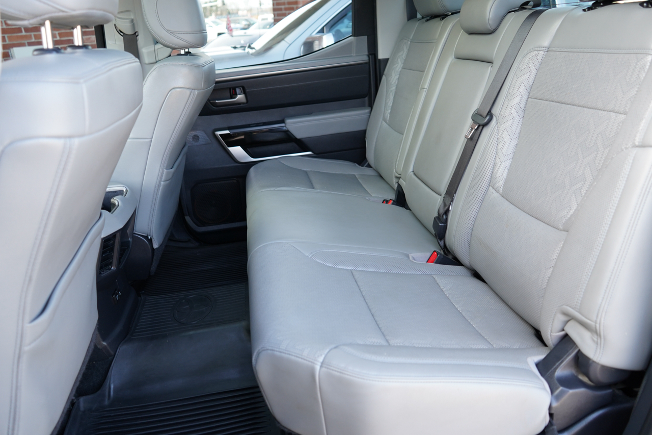 Toyota Tundra 4WD Limited CrewMax 5.5' Bed (Natl) 2022