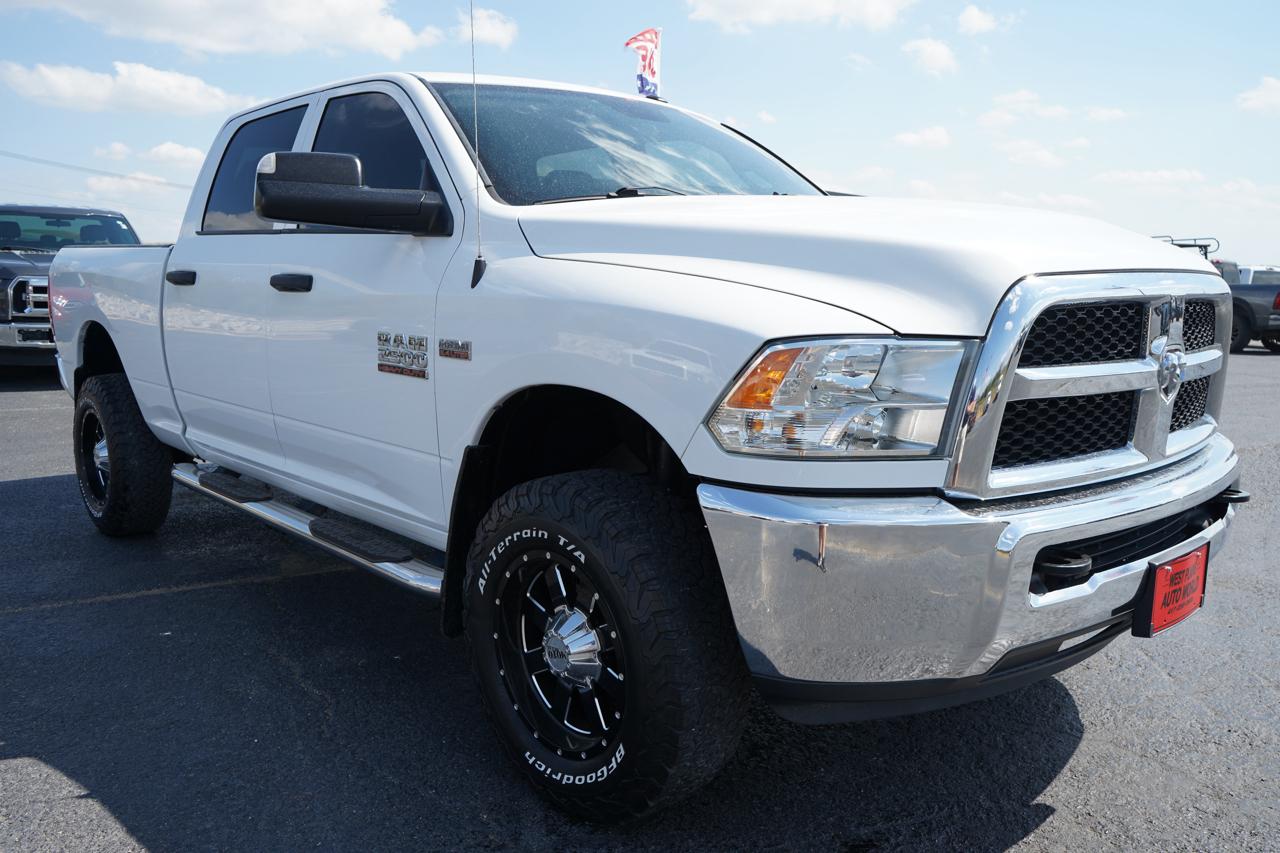 RAM 2500 Tradesman 4x4 Crew Cab 6'4" Box 2018