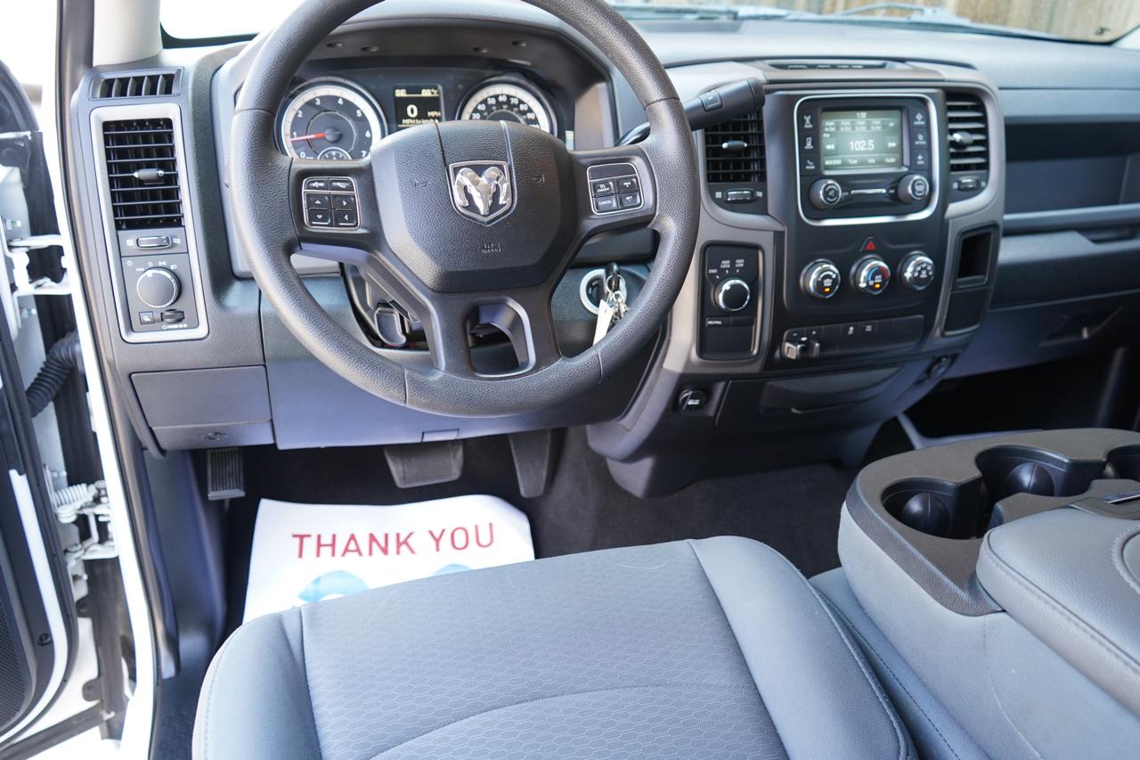 RAM 2500 Tradesman 4x4 Crew Cab 6'4" Box 2018