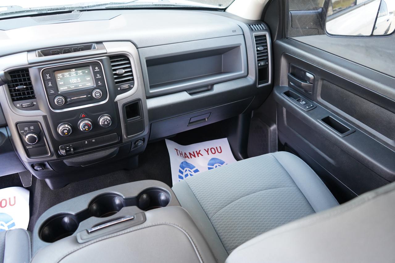 RAM 2500 Tradesman 4x4 Crew Cab 6'4" Box 2018