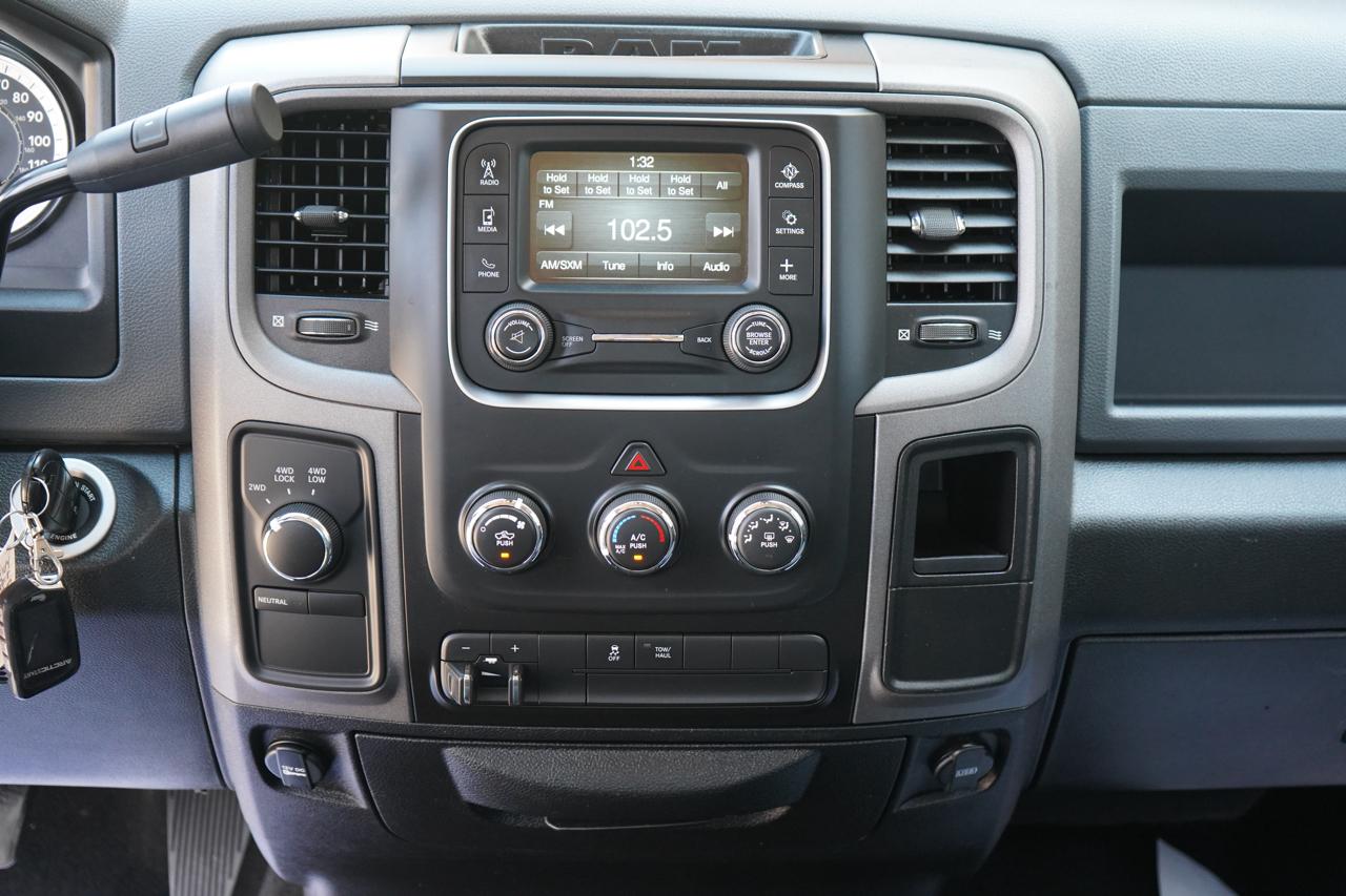 RAM 2500 Tradesman 4x4 Crew Cab 6'4" Box 2018