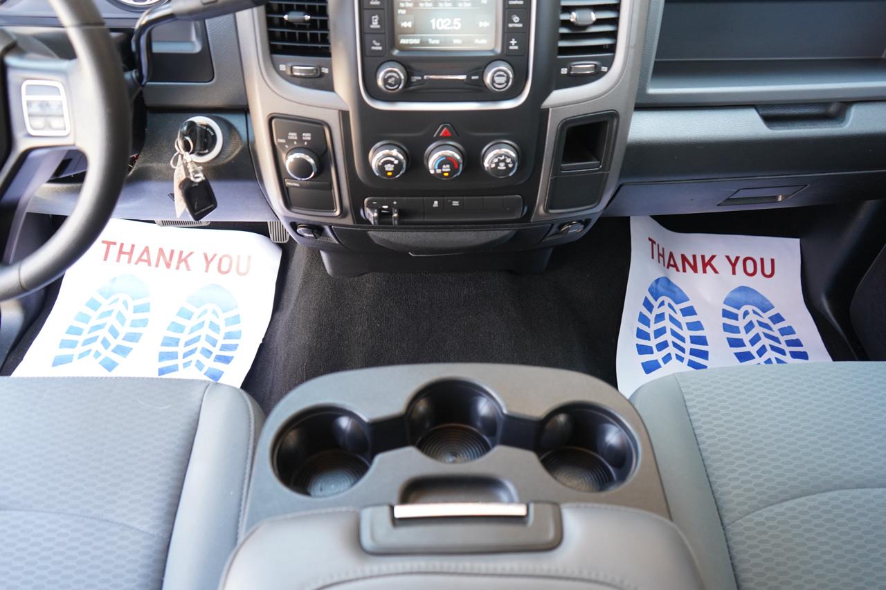 RAM 2500 Tradesman 4x4 Crew Cab 6'4" Box 2018