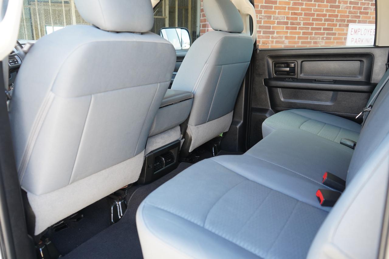 RAM 2500 Tradesman 4x4 Crew Cab 6'4" Box 2018