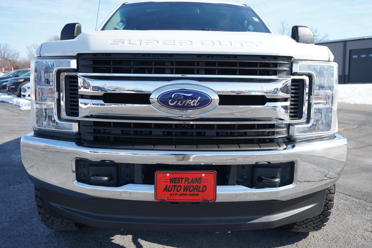 Ford Super Duty F-250 SRW King Ranch 4WD Crew Cab 8' Box 2019