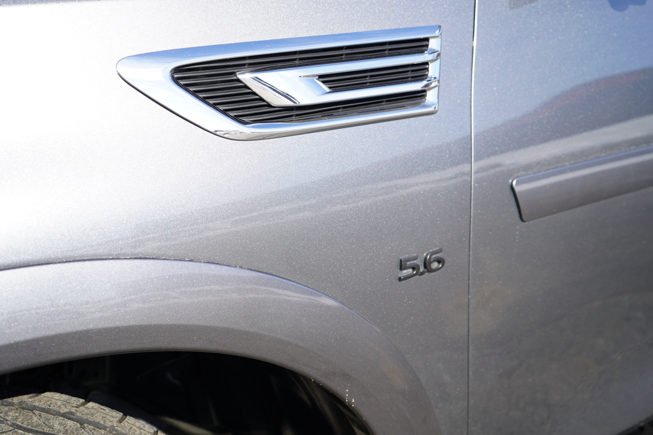 Infiniti QX80 LUXE AWD 2020