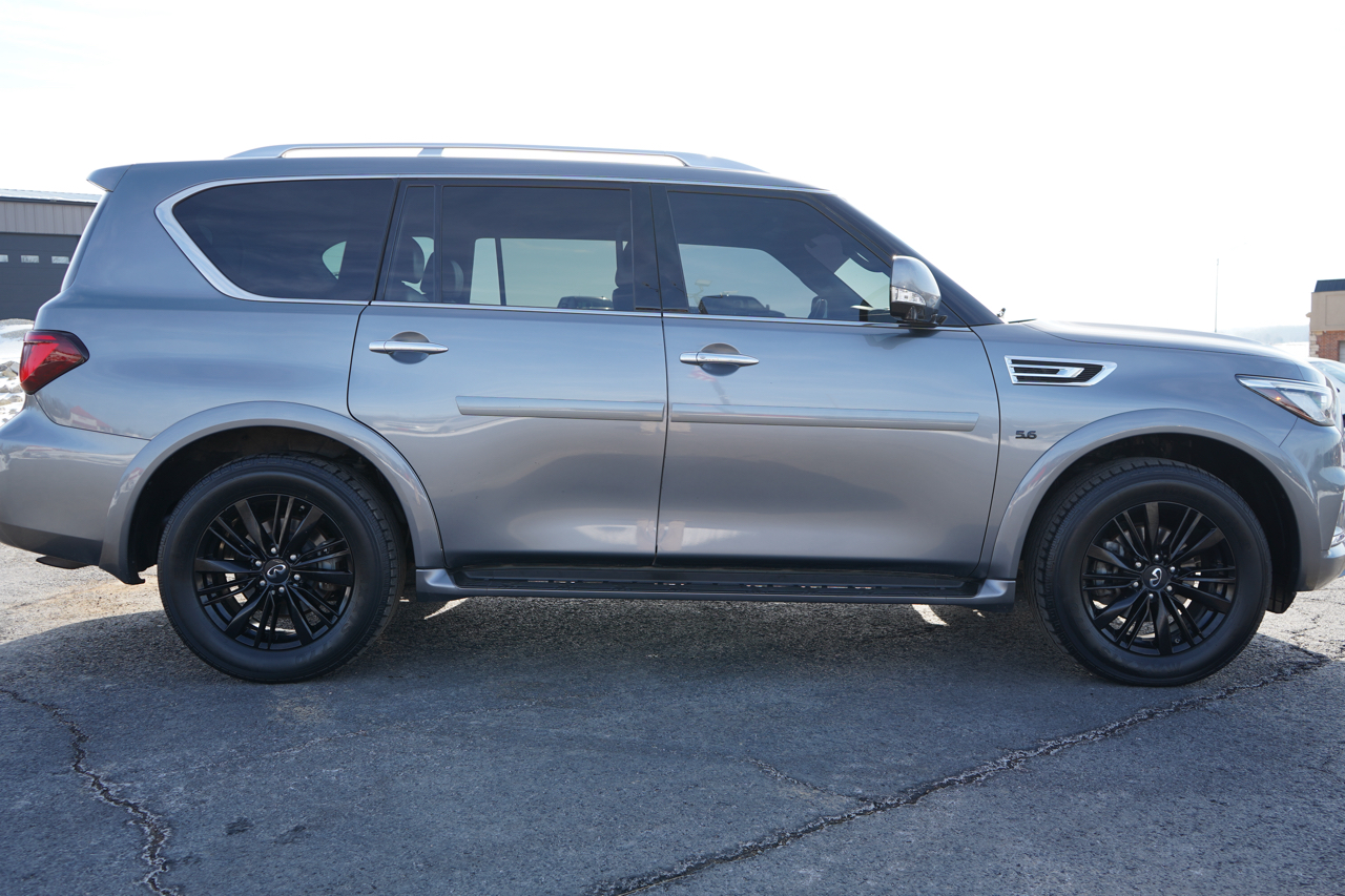 Infiniti QX80 LUXE AWD 2020