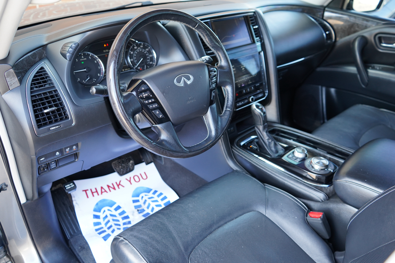 Infiniti QX80 LUXE AWD 2020