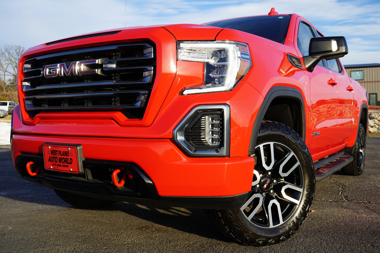 GMC Sierra 1500 4WD Crew Cab 147" AT4 2021