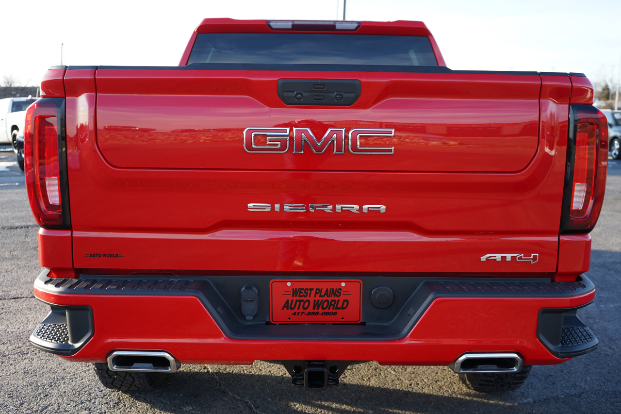 GMC Sierra 1500 4WD Crew Cab 147" AT4 2021