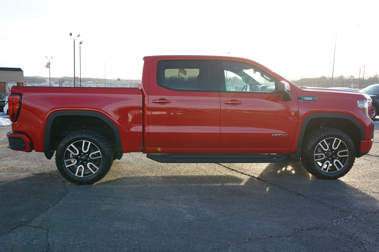 GMC Sierra 1500 4WD Crew Cab 147" AT4 2021