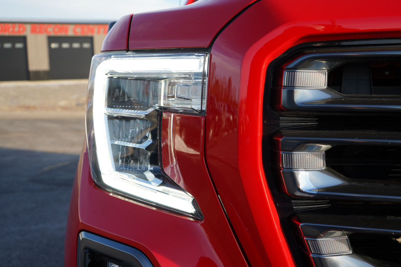 GMC Sierra 1500 4WD Crew Cab 147" AT4 2021