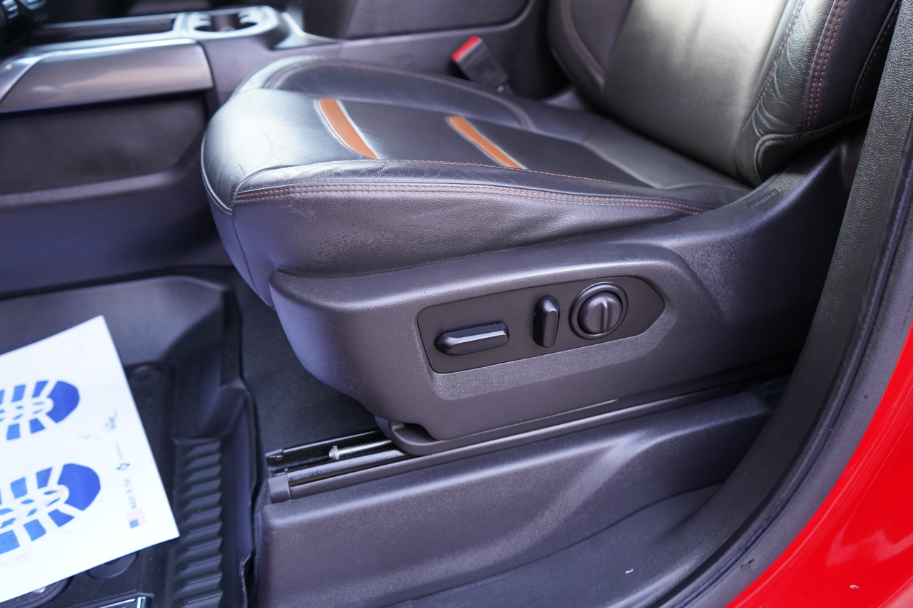 GMC Sierra 1500 4WD Crew Cab 147" AT4 2021