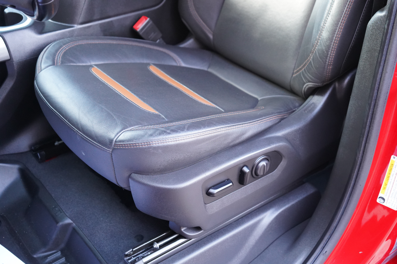 GMC Sierra 1500 4WD Crew Cab 147" AT4 2021