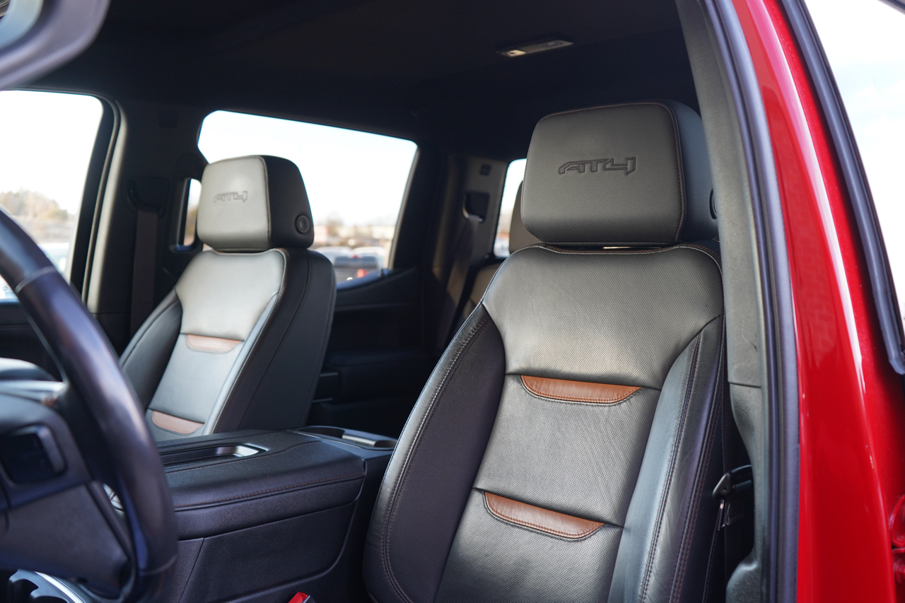 GMC Sierra 1500 4WD Crew Cab 147" AT4 2021