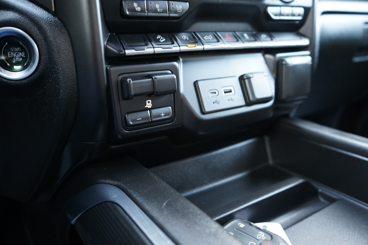 GMC Sierra 1500 4WD Crew Cab 147" AT4 2021