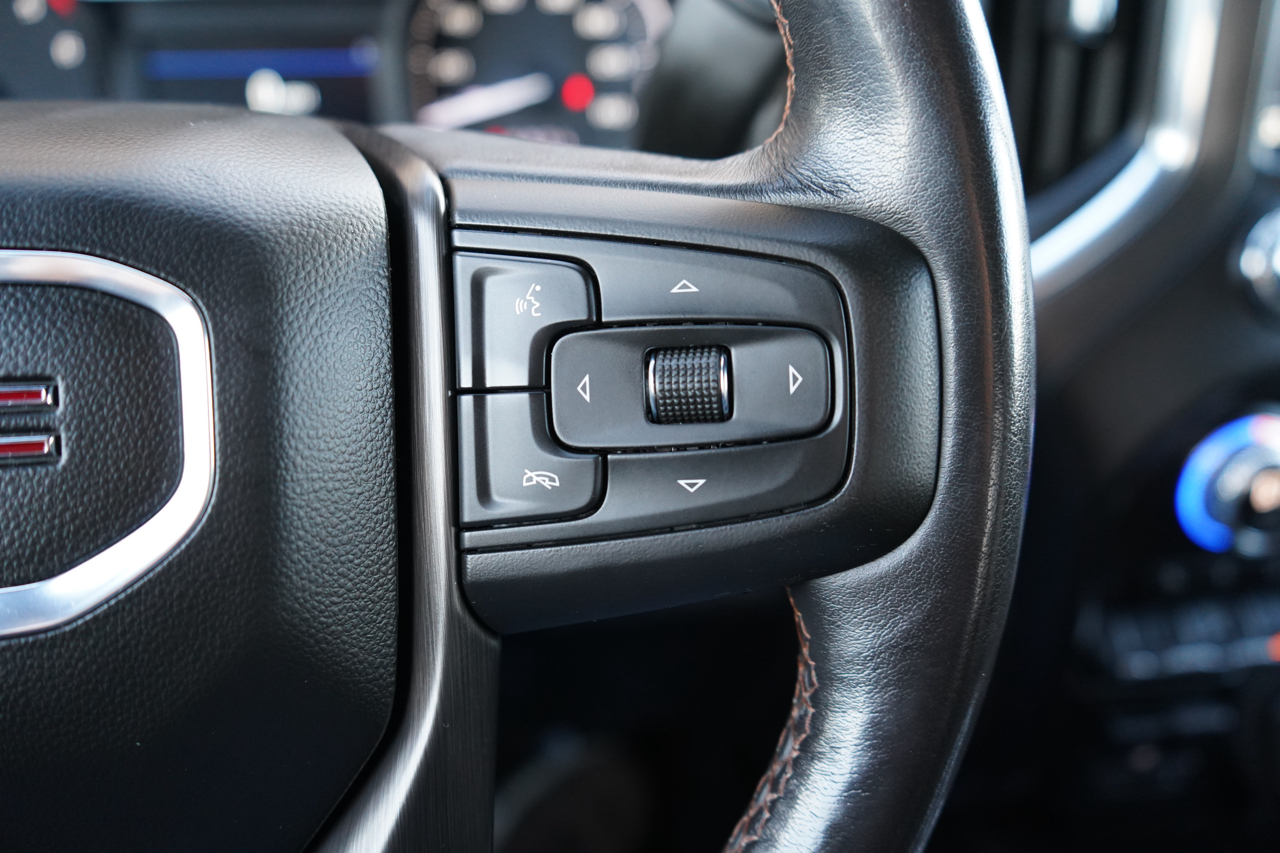 GMC Sierra 1500 4WD Crew Cab 147" AT4 2021