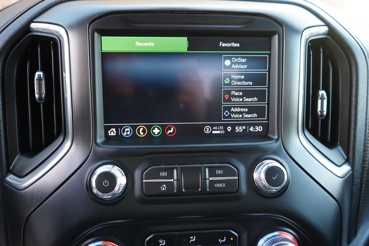 GMC Sierra 1500 4WD Crew Cab 147" AT4 2021