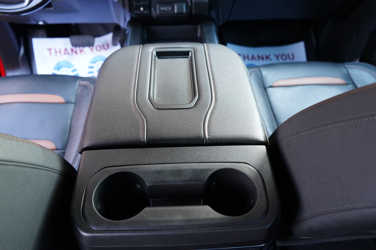 GMC Sierra 1500 4WD Crew Cab 147" AT4 2021