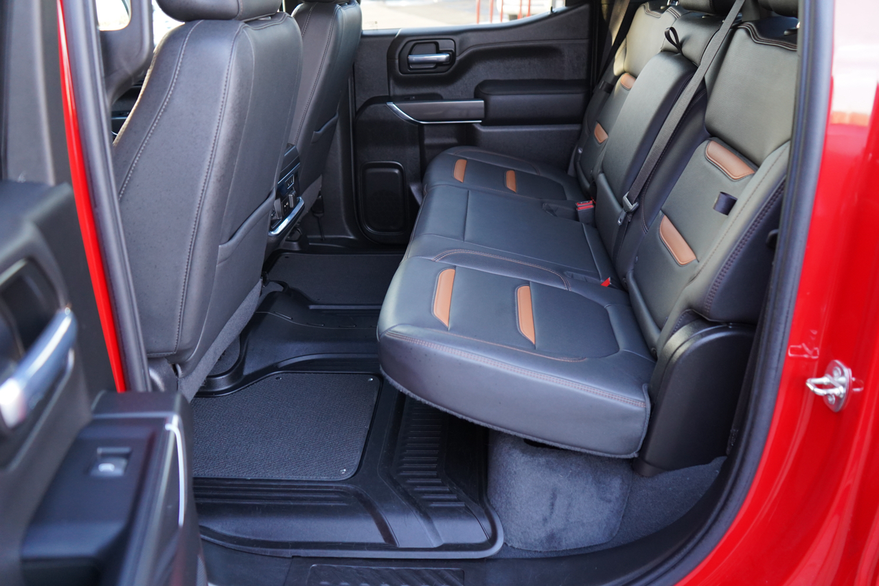 GMC Sierra 1500 4WD Crew Cab 147" AT4 2021