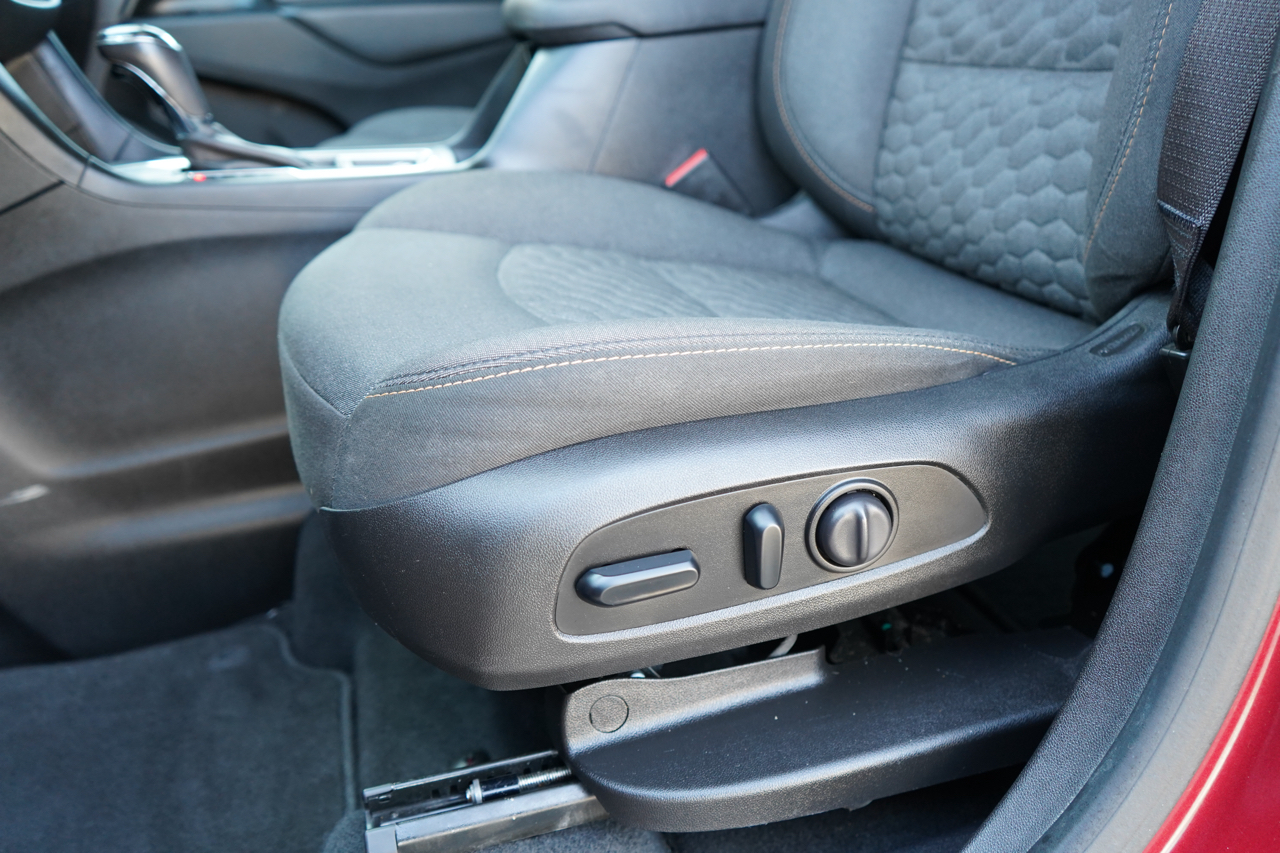 Chevrolet Equinox FWD 4dr LT w/1LT 2019