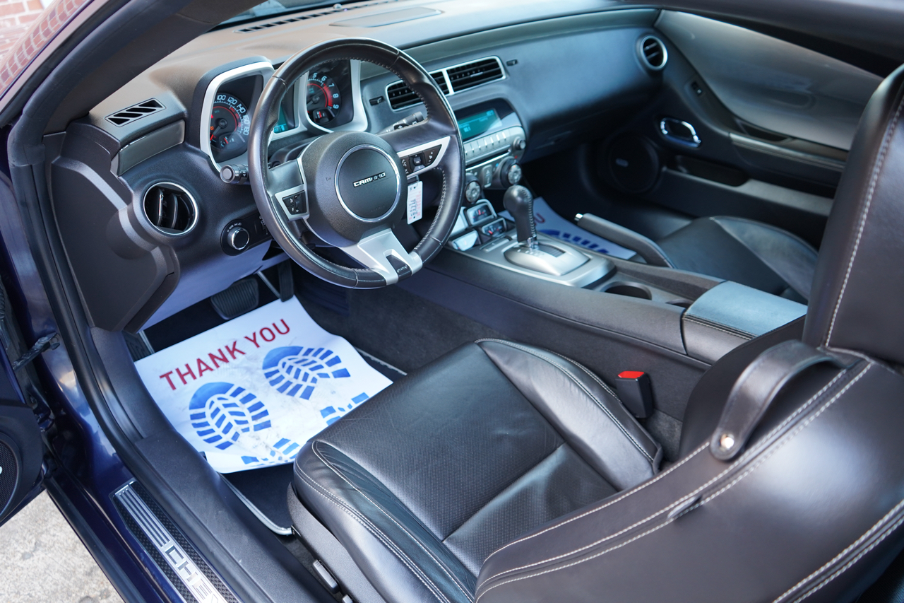 Chevrolet Camaro 2dr Cpe 2SS 2010