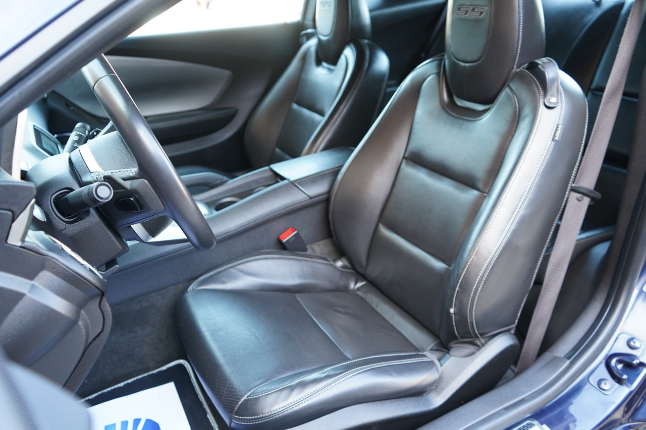 Chevrolet Camaro 2dr Cpe 2SS 2010