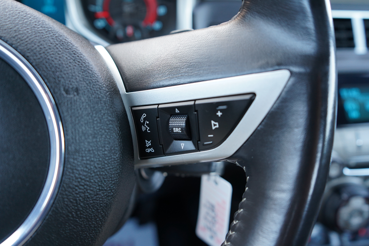 Chevrolet Camaro 2dr Cpe 2SS 2010