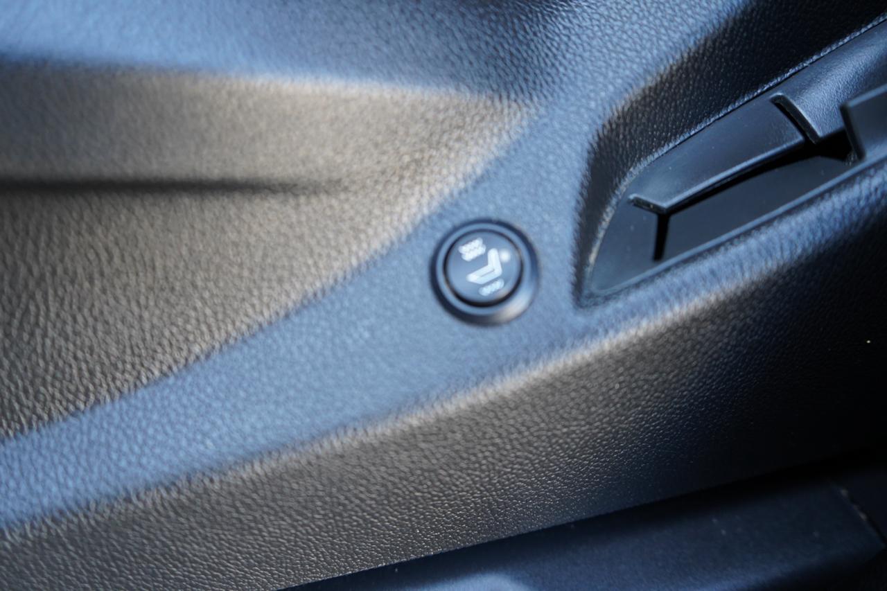 GMC Yukon 4WD 4dr SLE 2016