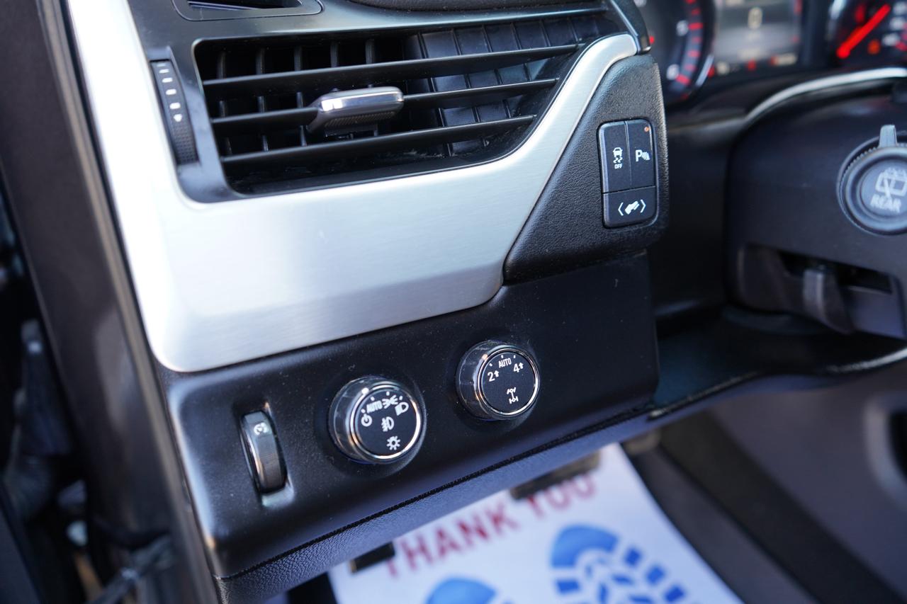 GMC Yukon 4WD 4dr SLE 2016