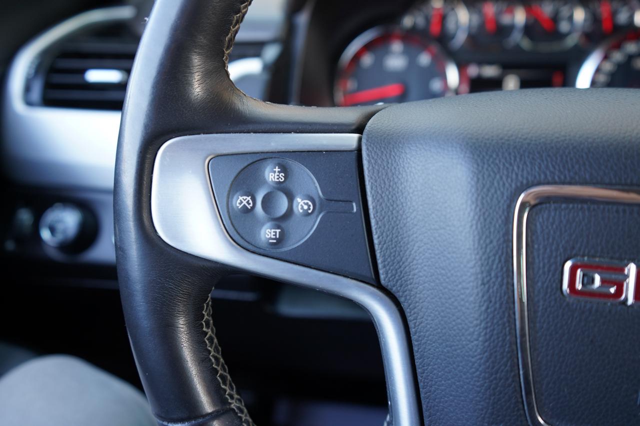 GMC Yukon 4WD 4dr SLE 2016