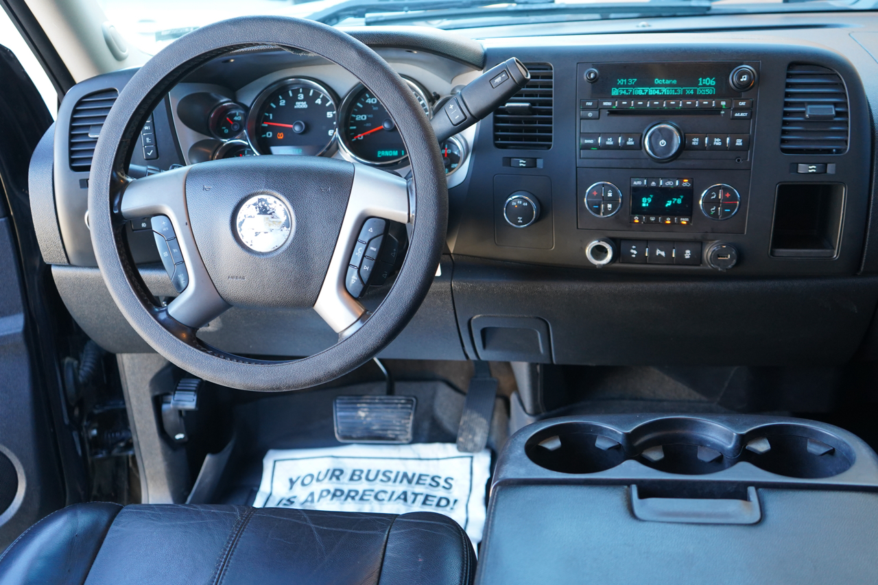 Chevrolet Silverado 2500HD 4WD Crew Cab 153.7" LT 2014