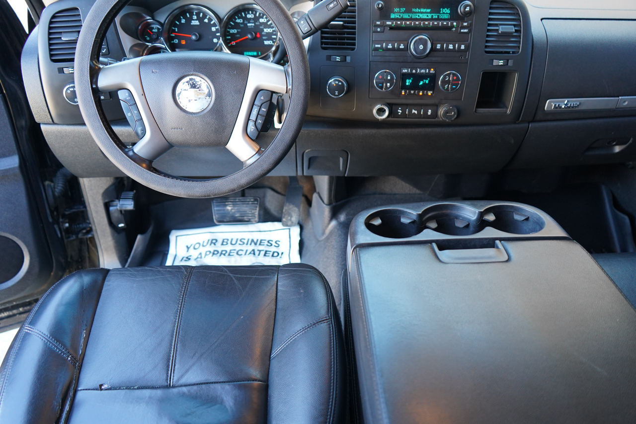 Chevrolet Silverado 2500HD 4WD Crew Cab 153.7" LT 2014