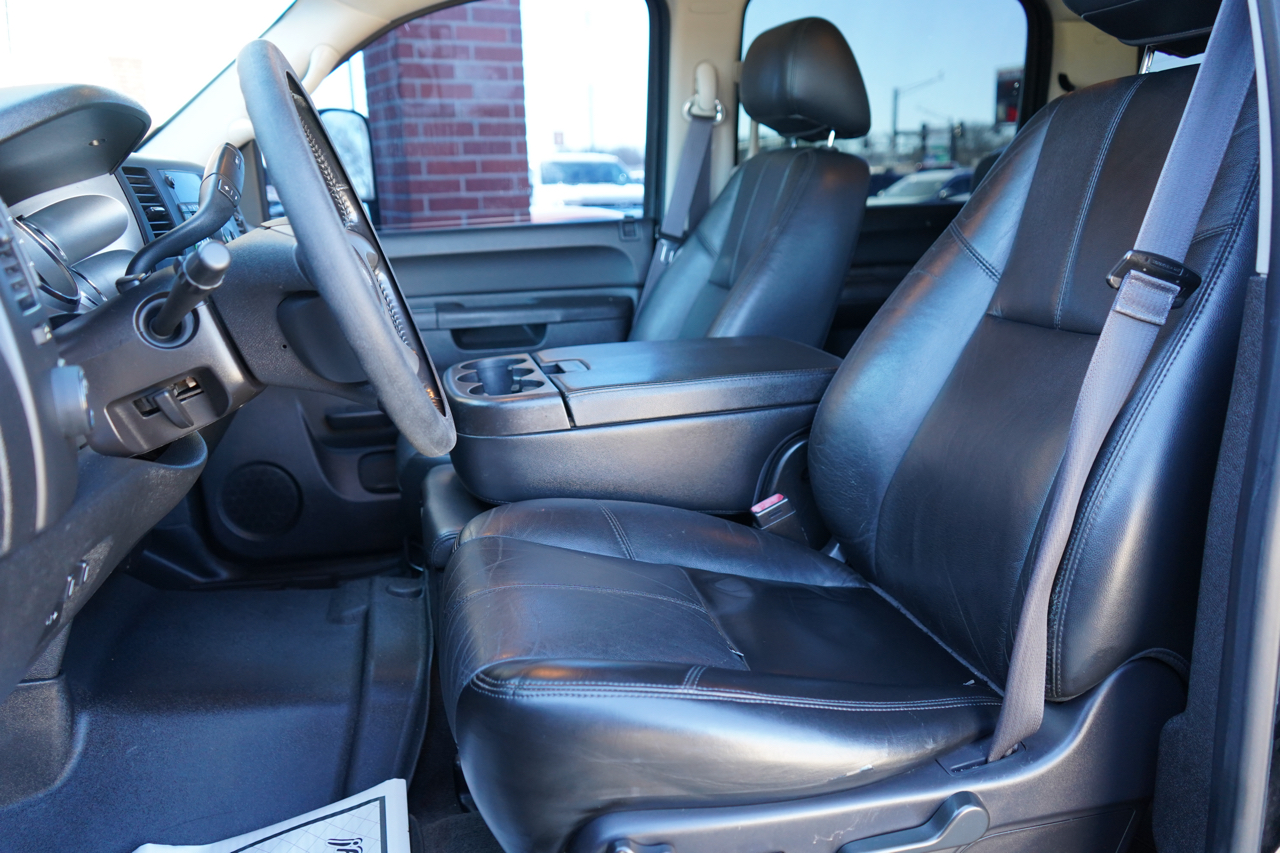 Chevrolet Silverado 2500HD 4WD Crew Cab 153.7" LT 2014