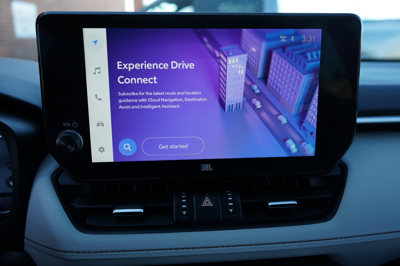 Toyota RAV4 XLE Premium AWD (Natl) 2023