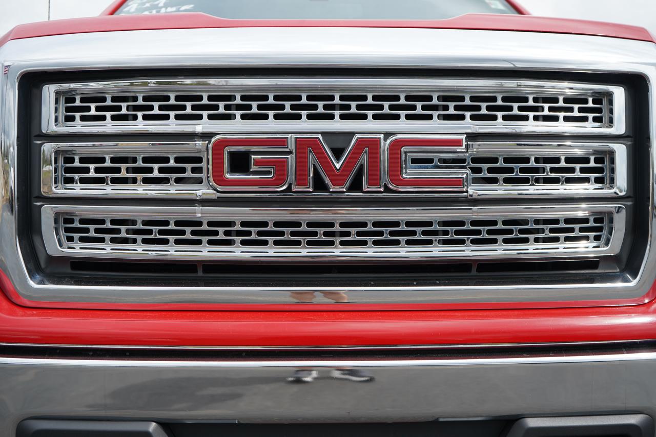 GMC Sierra 1500 4WD Crew Cab 143.5" SLE 2014