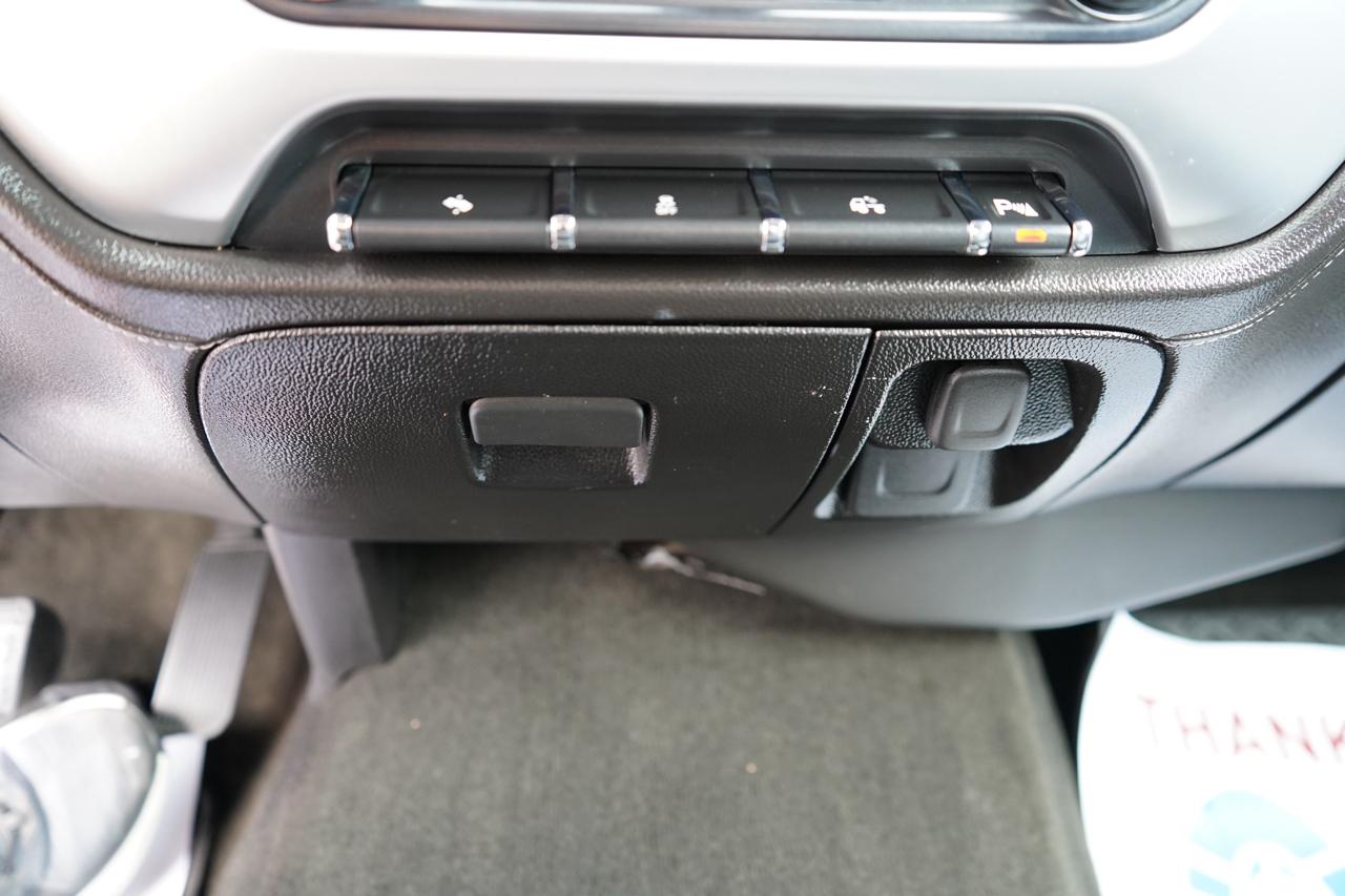 GMC Sierra 1500 4WD Crew Cab 143.5" SLE 2014