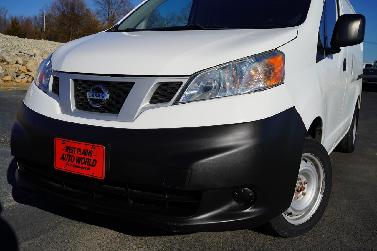 Nissan NV200 I4 S 2015