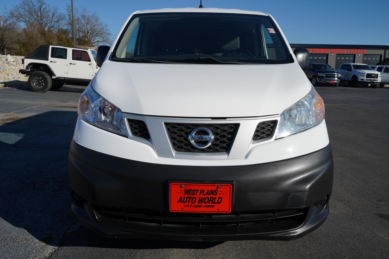 Nissan NV200 I4 S 2015
