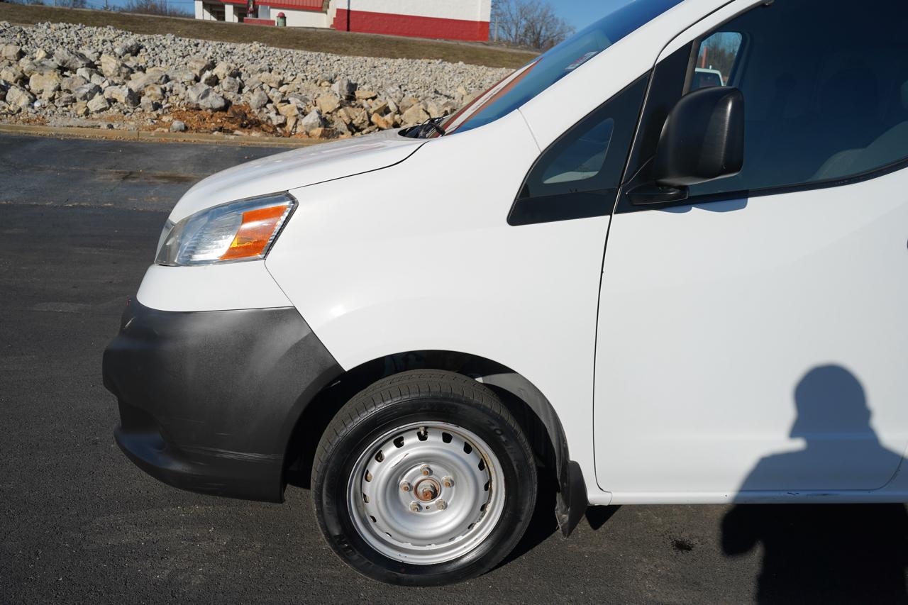 Nissan NV200 I4 S 2015