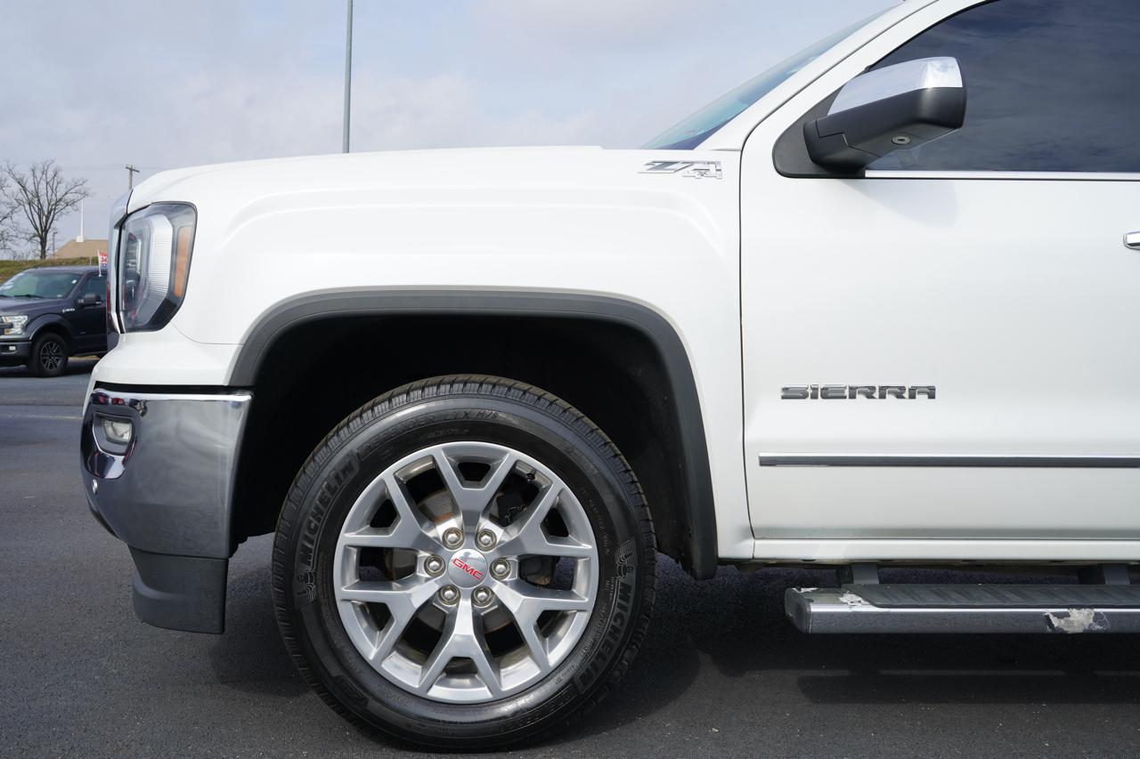 GMC Sierra 1500 4WD Crew Cab 143.5" SLT 2018