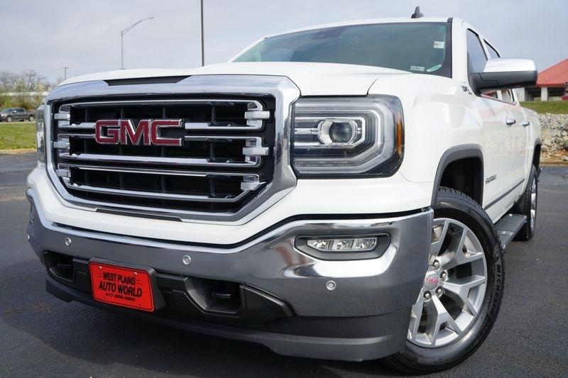 GMC Sierra 1500 4WD Crew Cab 143.5" SLT 2018
