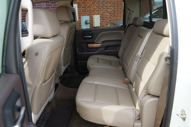 GMC Sierra 1500 4WD Crew Cab 143.5" SLT 2018