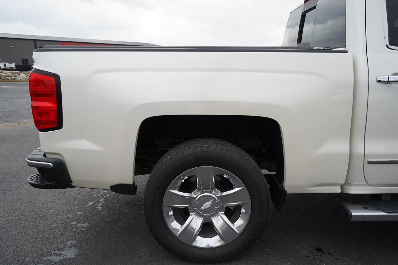 Chevrolet Silverado 1500 2WD Crew Cab 143.5" LTZ w/1LZ 2015