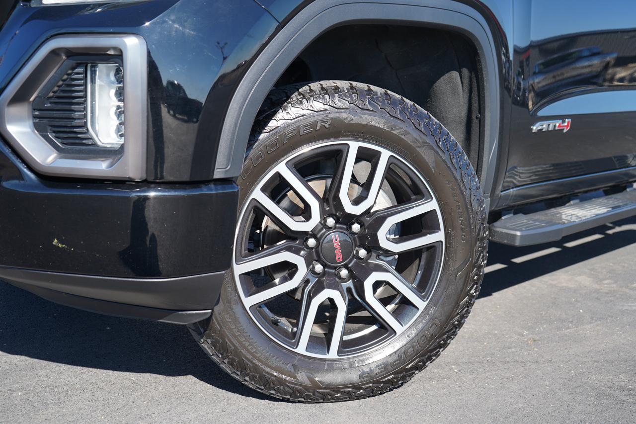 GMC Sierra 1500 4WD Crew Cab 147" AT4 2019