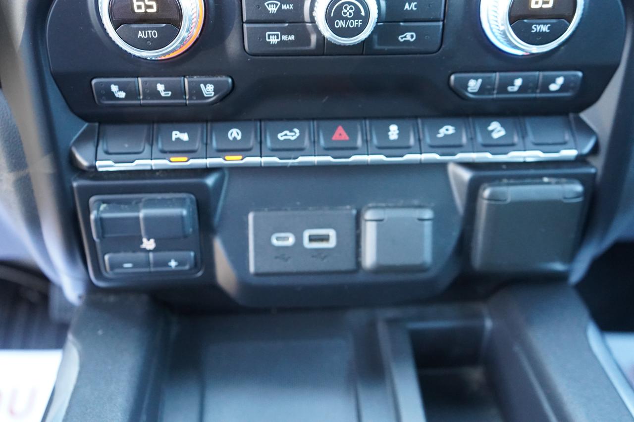 GMC Sierra 1500 4WD Crew Cab 147" AT4 2019