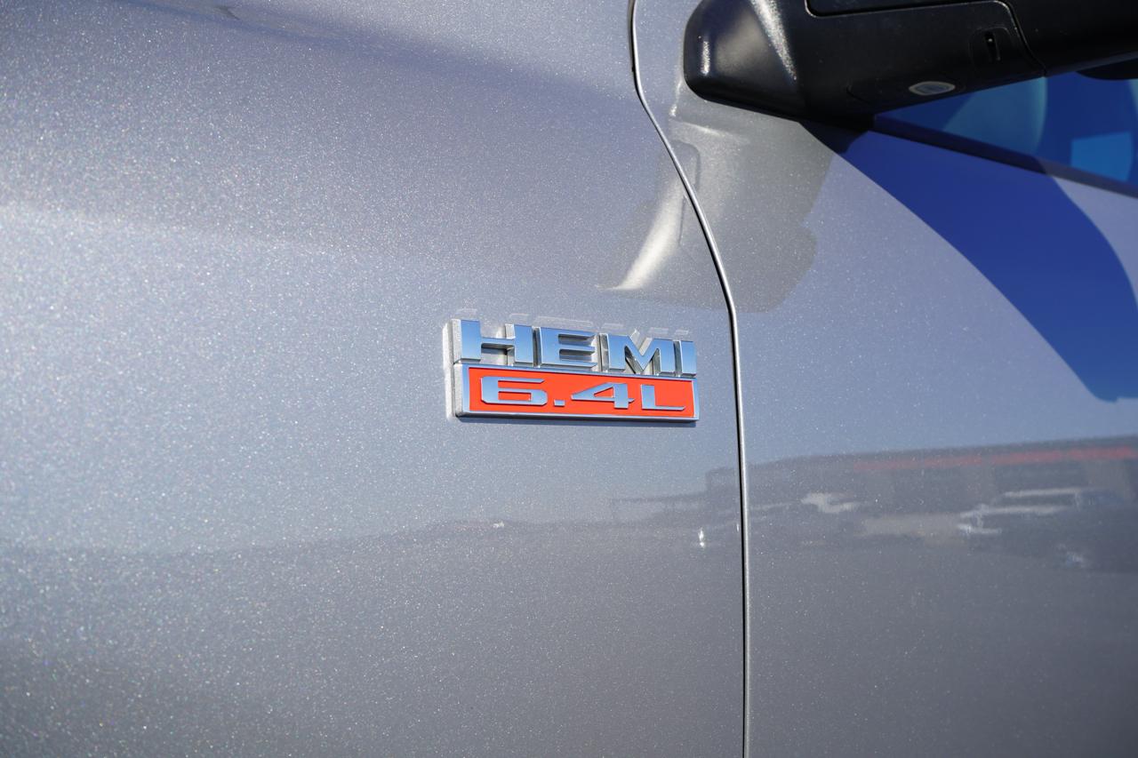 RAM 2500 Big Horn 4x4 Crew Cab 6'4" Box 2019